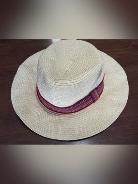 Claire’s Woven Paper Hat